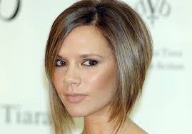 Des cheveux fins qui ont tendance à s'aplatir et à être gras après un ou deux jours après le lavage ne signifient en aucun cas la fin du monde ou du moins les femmes aux cheveux courts peuvent opter pour une coupe boule. Quelle Coupe Pour Cheveux Fins Oh Gaby