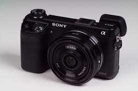 Sony Nex 6 And The Sel20f28 What A Couple They Look So Perfectly Balanced Together The Size Of The Lens With The Nex 6 Cou Photo Gear Sony Nex Pure Products