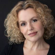 Tonya Beckman's Instagram, Twitter & Facebook