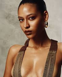 Missy (@mayacolee) • Instagram photos and videos