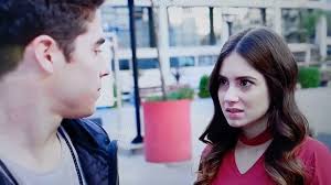 Alvaro confond Olivia avec Mia