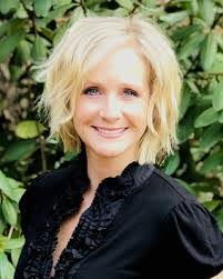 Debra Kish's Instagram, Twitter & Facebook