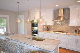 Check Out Our New Ideaboard On Houzz All White Kitchens In Both Modern And Traditiona White Kitchen Traditional Kitchen Designs Layout Classic White Kitchen