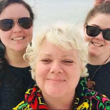 Need a place to stay in Chicago for enhypen concert?