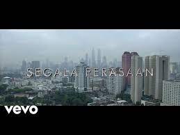 Menyatu hati kita berdua dalam rintik hujan di senja itu mata pun terpejam syahdu hati berbunga rindu terobati. Lirik Lagu Lirik Lagu Segala Perasaan Dato Siti Nurhaliza Wattpad