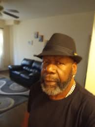 People Who Wear Hats