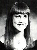 Ginger Knott's Instagram, Twitter & Facebook