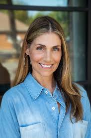 Kelli Mallory's Instagram, Twitter & Facebook