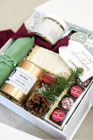 Holiday Client Gift Boxes Red Green And Gold Merry Christmas Client Gift Boxes For The Holiday Season Cu Client Holiday Gifts Client Gift Box Client Gifts