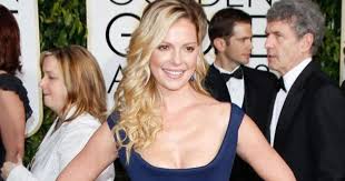 Starring katherine heigl and sarah chalke and based on the bestselling novel by kristin hannah, firefly. Firefly Lane Netflix Series What We Know Release Date Cast Movie Trailer The Bibliofile