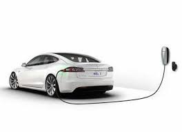 If you spec ludicrous, you get an uprated smart fuse that has its own electronic control unit and separate lithium ion battery pack. Tesla Model S 90d Review Models Cars List