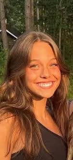 Jenna Buss's Instagram, Twitter & Facebook