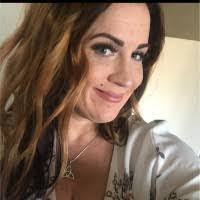 Erin Dearth's Instagram, Twitter & Facebook