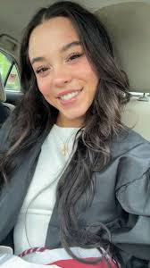 Hey Young ATL, I am a 21 y/o Dog Groomer in the Decatur/Stone Mountainin  area. Im currently working near midtown and trying to become a surgical  technologist. Im looking for young professionals