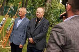 Senatorowie vii kadencji zostali wybrani 21 października 2007 oraz w wyniku wyborów uzupełniających 22 czerwca 2008, 20 czerwca 2010 i 6 lutego 2011.senatorowie złożyli ślubowanie na pierwszym posiedzeniu senatu vii kadencji wyznaczonym na 5 listopada 2007, a ich kadencja upłynęła w przeddzień pierwszego posiedzenia następnego sejmu, tj. Inowroclaw Otwarcie Alejki Ireny Szewinskiej Na Stadionie Im Inowroclawskich Olimpijczykow Zdjecia Pomorska Pl
