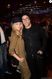 Je me fabrique un endroit de liberté. Pascal Obispo Et Sa Compagne Julie Hantson Celebrites Lors Du Deuxieme Combat Professionnel La Conquete Entre Le Francais Tony Yoka Et L Americain Jonnie Rice Purepeople