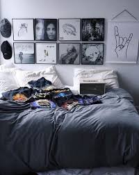 Kamar tidur merupakan tempat yang paling personal di rumah anda. Desain Kamar Estetik Cowok Sederhana Gampang Di Terapkan Dizeen
