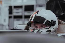 Sebastian vettel early life and family background: F1 Vettel Left His Family For A Long Time