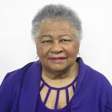 Clara Wills's Instagram, Twitter & Facebook