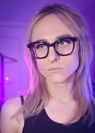 Welcome to womanhood. She is not your friend. She's a jealous frenemy. Let  her go and find better. You are fabulous! 💖💃🏼