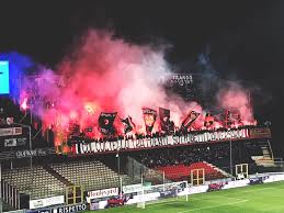 Quotidiano online di notizie, commenti, approfondimenti sul foggia calcio squadra e società, con calendario delle partite, news, risultati e classifiche. Hellas Verona Foggia Denunciati 26 Tifosi Rossoneri Calcio Hellas