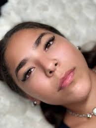 Na this eyelash l go fixe this Sunday 🤣😂🤣