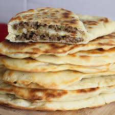 Gozleme Crepes Turques Fourrees A La Viande Hachee Recettes De Cuisine Turc Recettes De Cuisine Recette Avec Viande Hachee