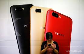 Oppo mulai fokus sasar pasar ponsel segmen menengah ke atas. Oppo Fokus Sasar Segmen Menengah