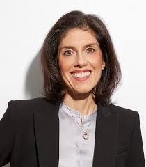 Justine Levin's Instagram, Twitter & Facebook