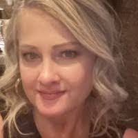 Tara Weiland's Instagram, Twitter & Facebook