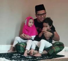 Malah, netizen memuji kecantikan kekasih hatinya itu. Untunglah Ada Gf Cantik Jutawan Lagi Dapat Hadiah Pun Best2 Je Coach Yin Dapat Hadiah Mahal Dari Sajat Netizen Doakan Mereka Supaya Cepat Cepat Kahwin Kisah Dunia