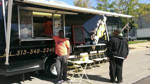 cafe de wheels my first food truck experience 4yrs ago still the best burger in cincinnati meals for one food truck good burger