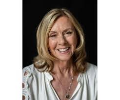 Margo Lang's Instagram, Twitter & Facebook