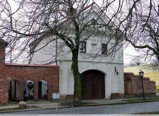 Brama Radzikowska — Atrakcja w Kołobrzegu