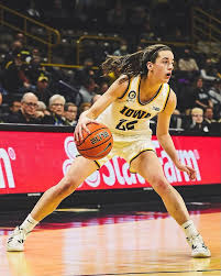 Iowa's Caitlin Clark injures her ankle against Kansas State