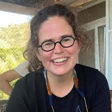 Ellen Archie's Instagram, Twitter & Facebook