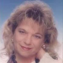 Vicki Downey's Instagram, Twitter & Facebook