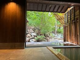 七味 温泉 紅葉 館