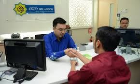 Jumhur fuqaha' bersepakat bahawa wajib mengeluarkan zakat fitrah bagi setiap orang islam yang hidup di dalam bulan ramadhan ini seperti hadis yang. Kadar Zakat Fitrah Selangor Kekal Rm7 Yayasan Dakwah Islamiah Malaysia