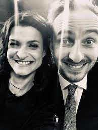 Zur begründung des auftritts sagte böhmermann, nur so könne man mit dem fluch von 2020. Marlene Lufen Gestern Abend Bei Herrn Bohmermann Im Neo Magazin Royale Es War Sehr Toll Und Lecker Jetzt In Der Mediathek Https Www Zdf De Comedy Neo Magazin Mit Jan Boehmermann Facebook