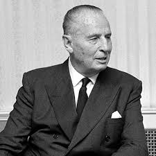 Sir Oswald Mosley holds court in London