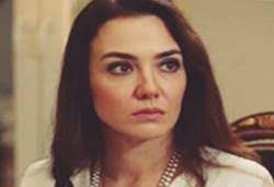 Opera sanatçısı mete uğur ile balerin suna uğur'un tek çocuğudur. Deniz Ugur Kimdir Kac Yasinda Nereli Biyografisi