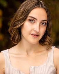 Cassie Archer's Instagram, Twitter & Facebook