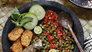 Campur semua bahan sambal kecap lalu aduk rata, sisihkan. Resep Sambel Dan Sayur Mentah Kacang Panjang Menu Sederhana Dijamin Nagih Banget