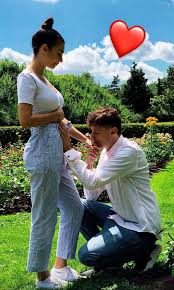 During their relationship, the couple lived in cologne. Paola Maria Mega News Die Youtuberin Ist Schwanger Bunte De