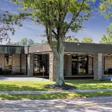 Visit your local eye doctor at 2021 north highland avenue for your annual eye exam and come visit our offices at 2021 north highland avenue jackson, tn 38305 and let us help you see and look your best. Eye Clinic Pc Ophthalmologists 668 Skyline Dr Jackson Tn Phone Number