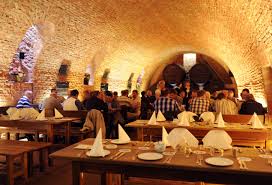 Augustiner Keller Munich The Best Beer Hall I Went To In Munich Enjoyed It More Than The Hofbrauhaus Was Here In November Beer Cellar Best Beer Beer Hall