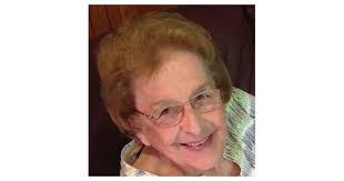 Tiffany Tennant's Instagram, Twitter & Facebook