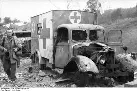 Ambulances Wwii History Ambulance War Photography