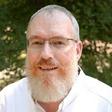 Mike Mccomb's Instagram, Twitter & Facebook